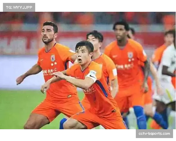 音频实验的困境：部分俱乐部反对场内裁判通话直播，担心激化矛盾